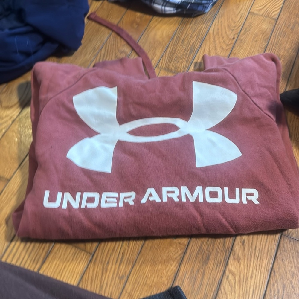 brand new under armor sweatshirt